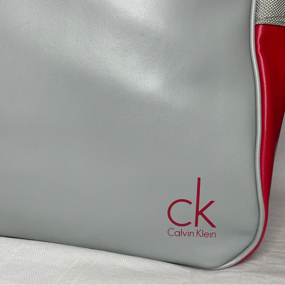 VTG Y2K 90s Calvin Klein Duffle Bag Travel Tote Zipper Shoulder Strap Metal Feet